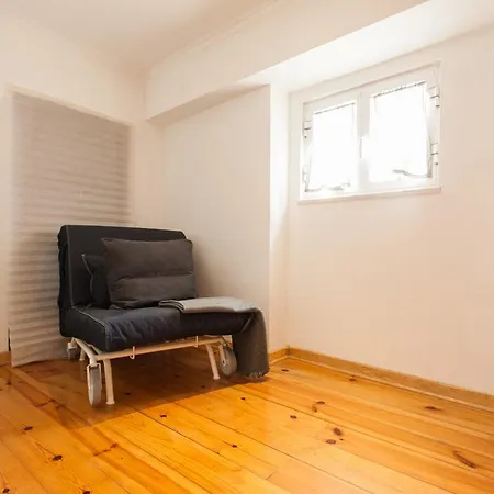 Apartment Feels Like Home Downtown Duplex Flat Lisbon