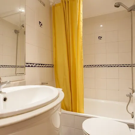 Apartman Feels Like Downtown Duplex Flat *