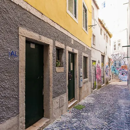 Feels Like Downtown Duplex Flat Lisboa